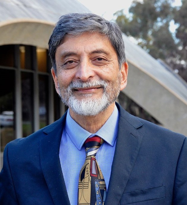 Portrait of Professor Srinivasan