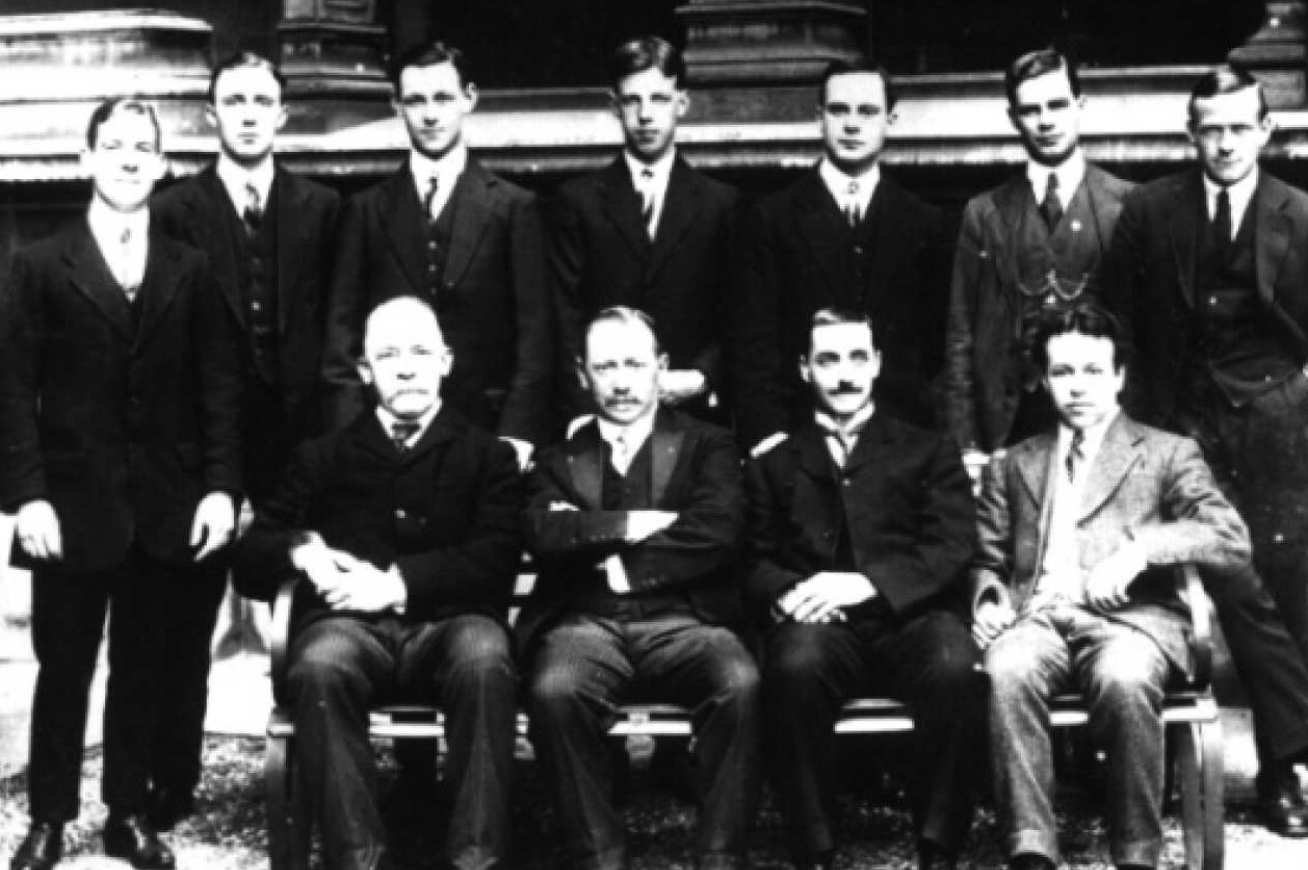 Forsyth and Staff, 1913 - Seated: Wrigley, Forsyth, Richardson, Sillick
