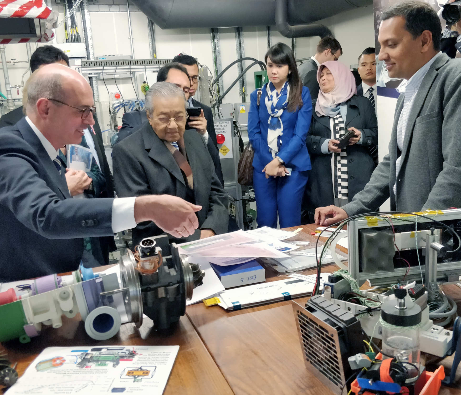 Prime Minister of Malaysia, Tun Dr Mahathir Mohamad, visits the Turbo Group laboratory, 24 September 2018
