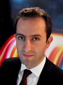 Picture of Professor Arash Mostofi